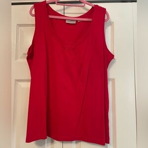 Women’s tank size 18/20 Red
